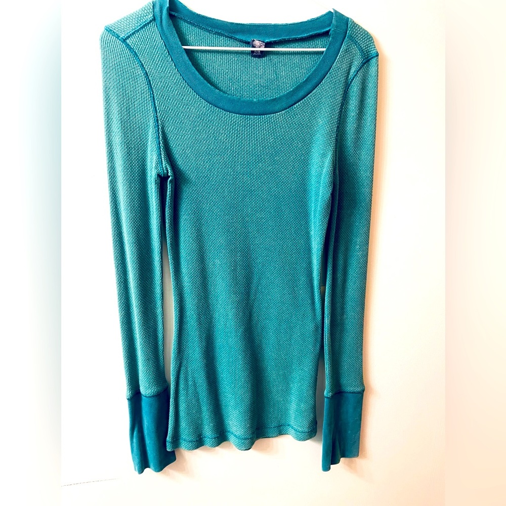 Free People stud cuff thermal - Picture 3 of 4